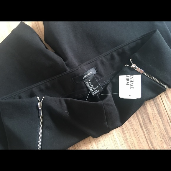 Forever 21 Black Zipper Pant Leggings - Picture 4 of 5